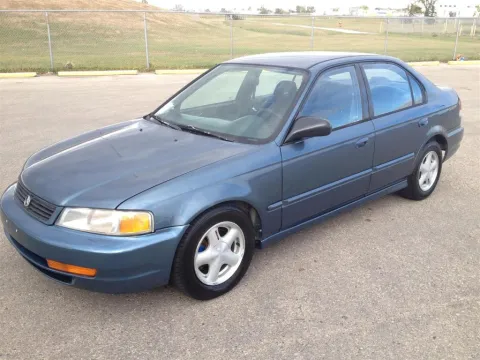 Acura EL