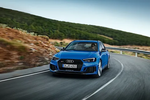 Audi RS4 Avant (B9)