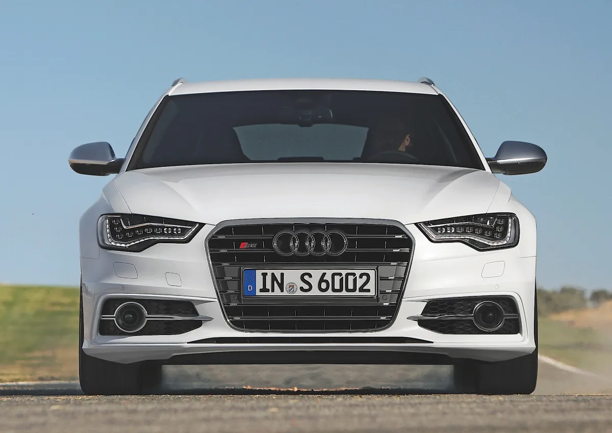Audi S6 Avant