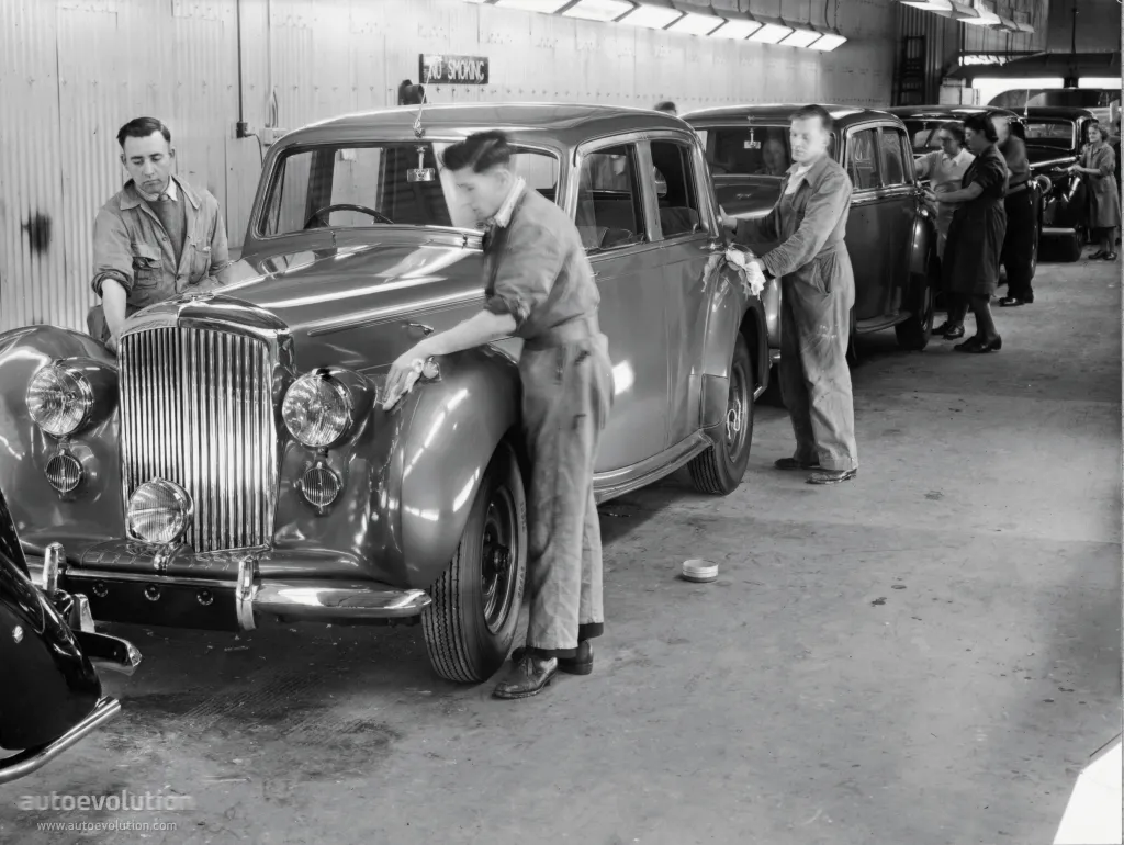 Bentley Mk VI Saloon