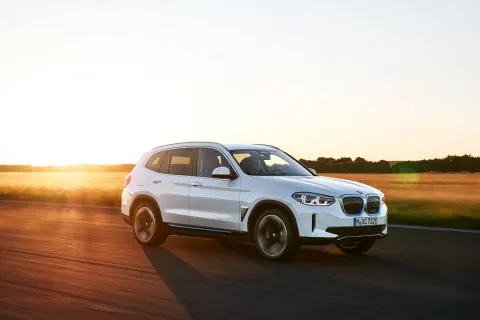 BMW iX3 (G08)