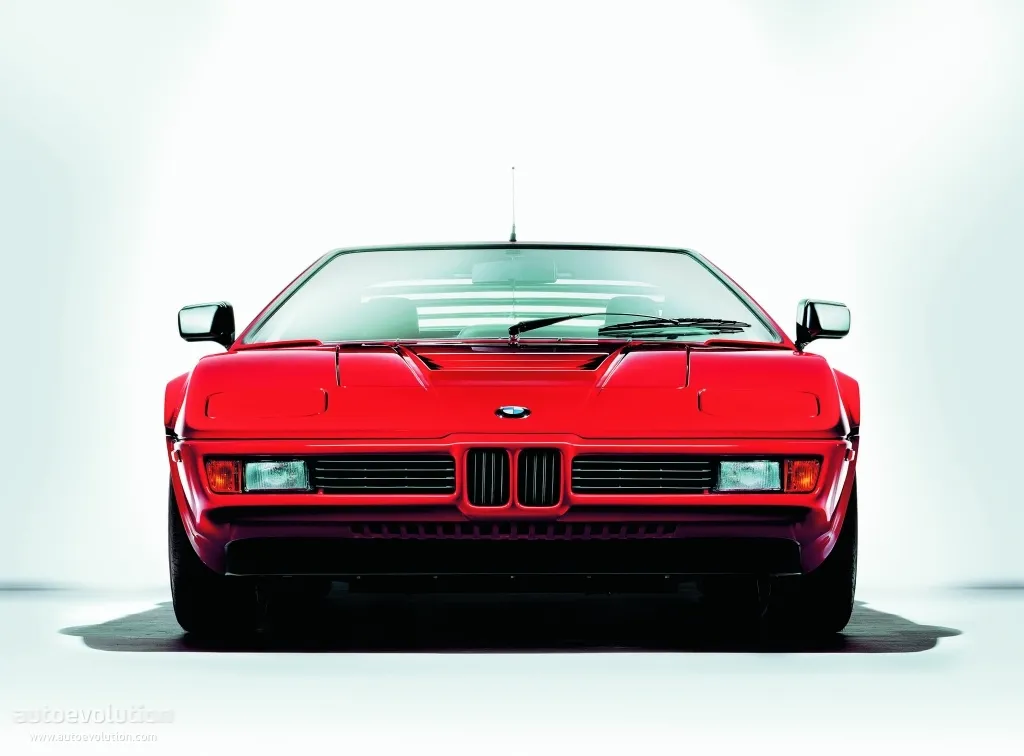 BMW M1 (E26)