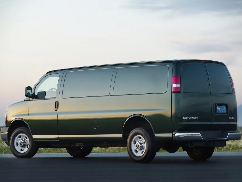 GMC Savana 2500
