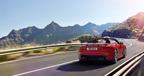 Jaguar F-Type SVR
