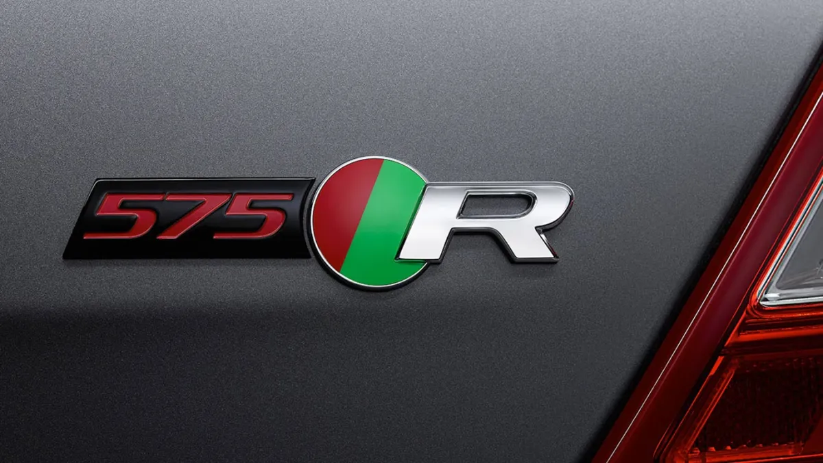Jaguar XJR575