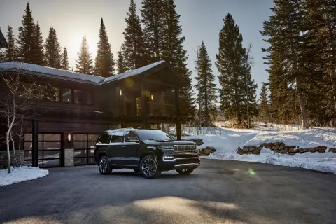 Jeep Grand Wagoneer
