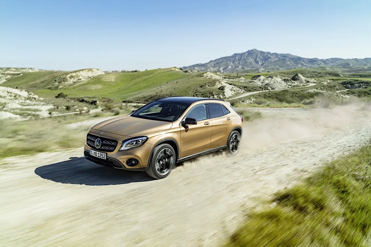 Mercedes-Benz GLA (X156)