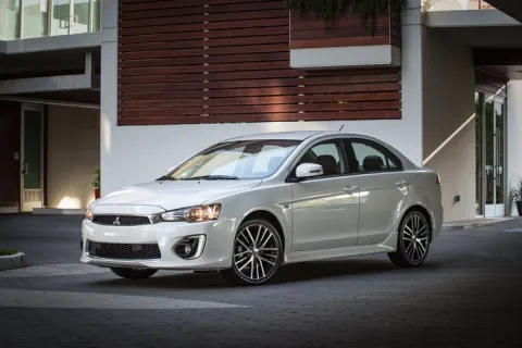 Mitsubishi Lancer