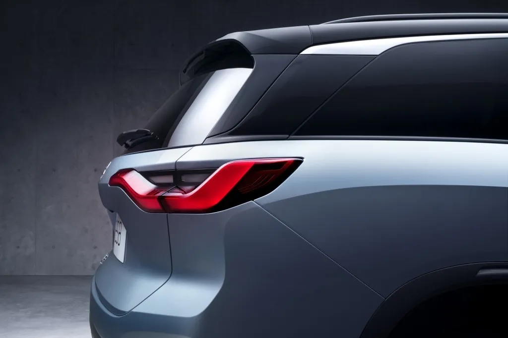 NIO ES8