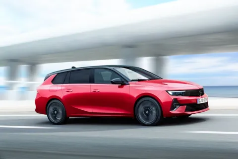 Opel Astra Sport Tourer Electric