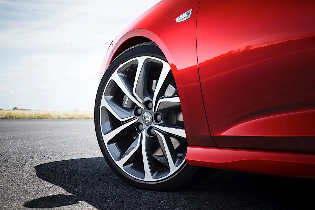 Opel Insignia Sports Tourer GSi