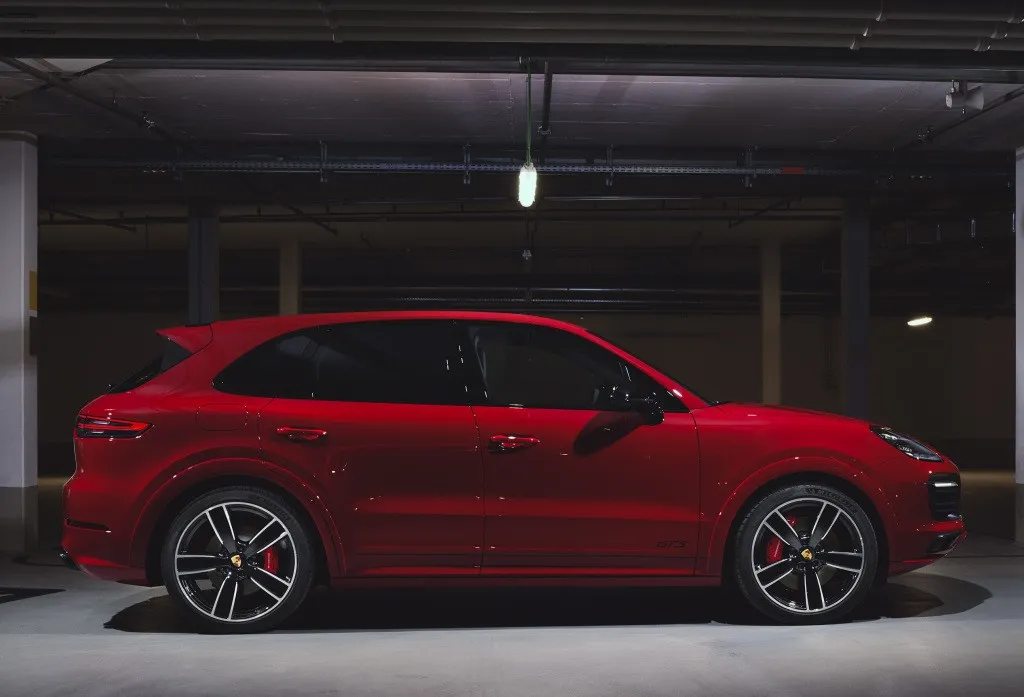 Porsche CAYENNE GTS