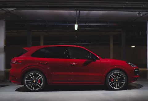 Porsche CAYENNE GTS