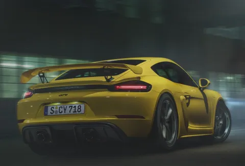Porsche Cayman GT4 (982)