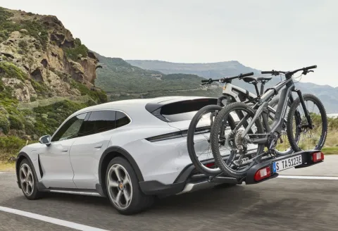 Porsche Taycan Cross Turismo