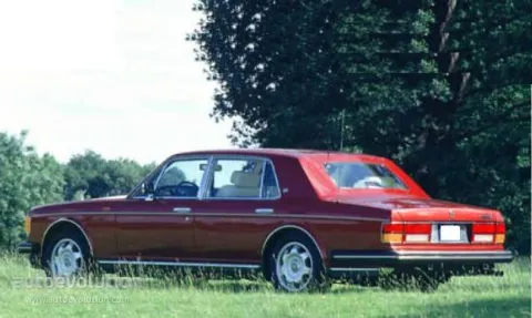 Rolls-Royce Flying Spur
