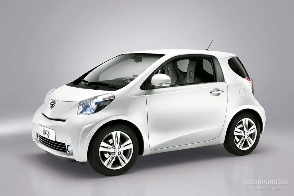 Toyota iQ