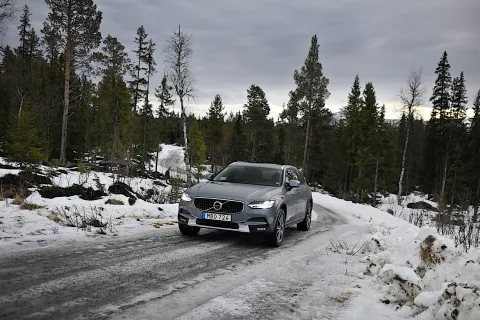 Volvo V90 Cross Country